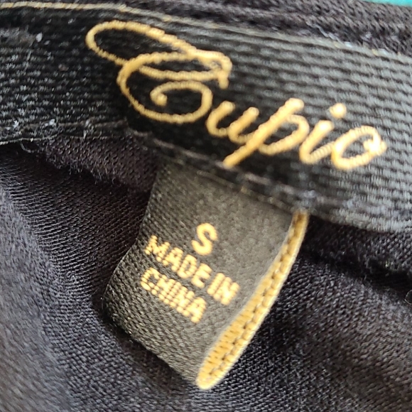 EUC Cupio Black and White Blouse - Picture 4 of 5